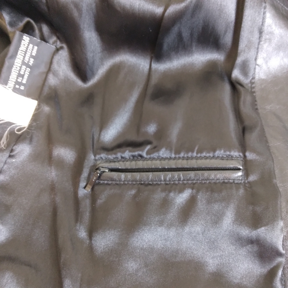 Size M Wilsons Leather Women's Coat Soft Black Collared Button Front - Picture 9 of 10